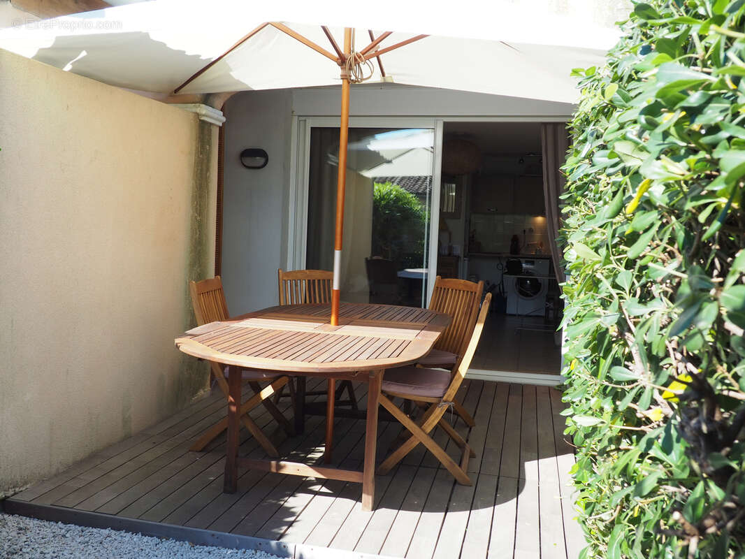 Appartement à LA GARDE-FREINET