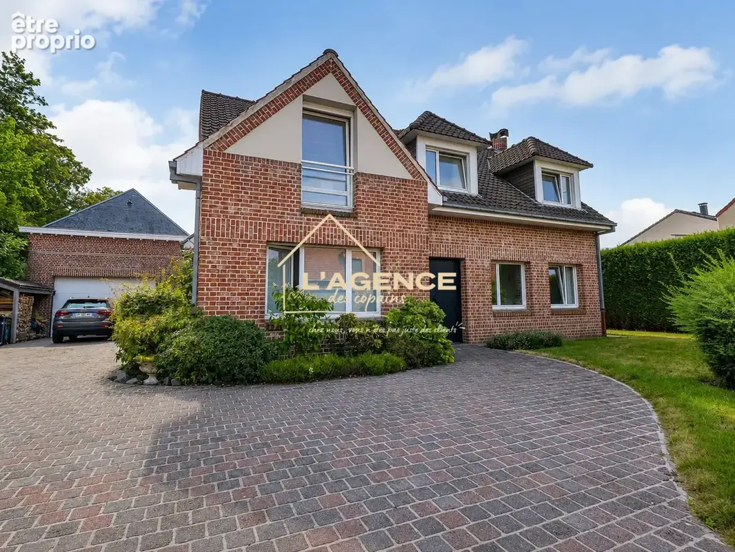 Maison 200 m² à Hazebrouck  - photo 2