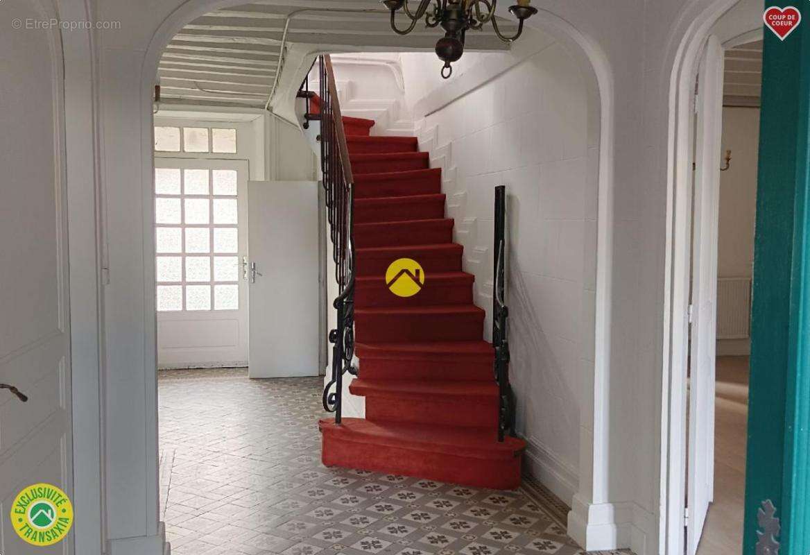 Maison à BONNAT