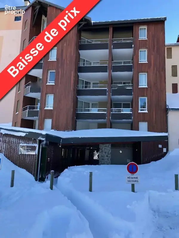   - Appartement à AX-LES-THERMES
