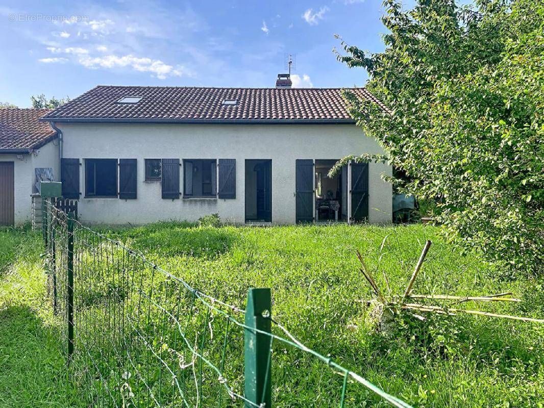 Maison 120 m² à Cluny  - photo 1