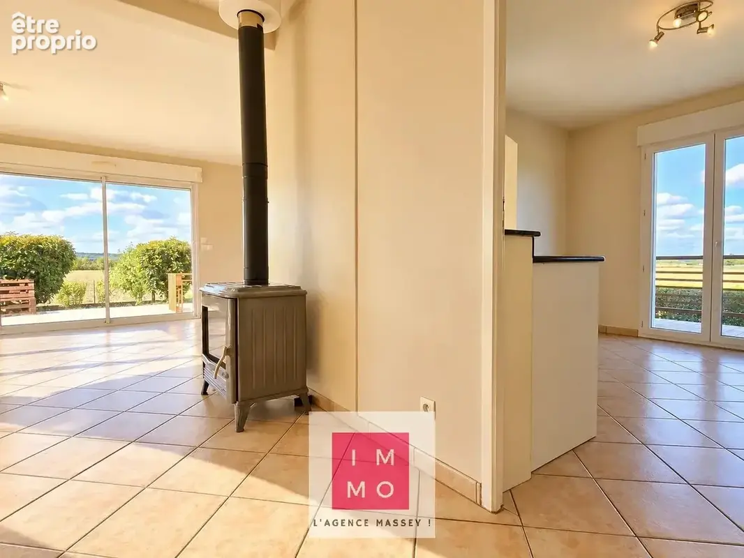 Belle maison familiale de 147 m² avec 5 chambres, terrasses et jardin - photo 10