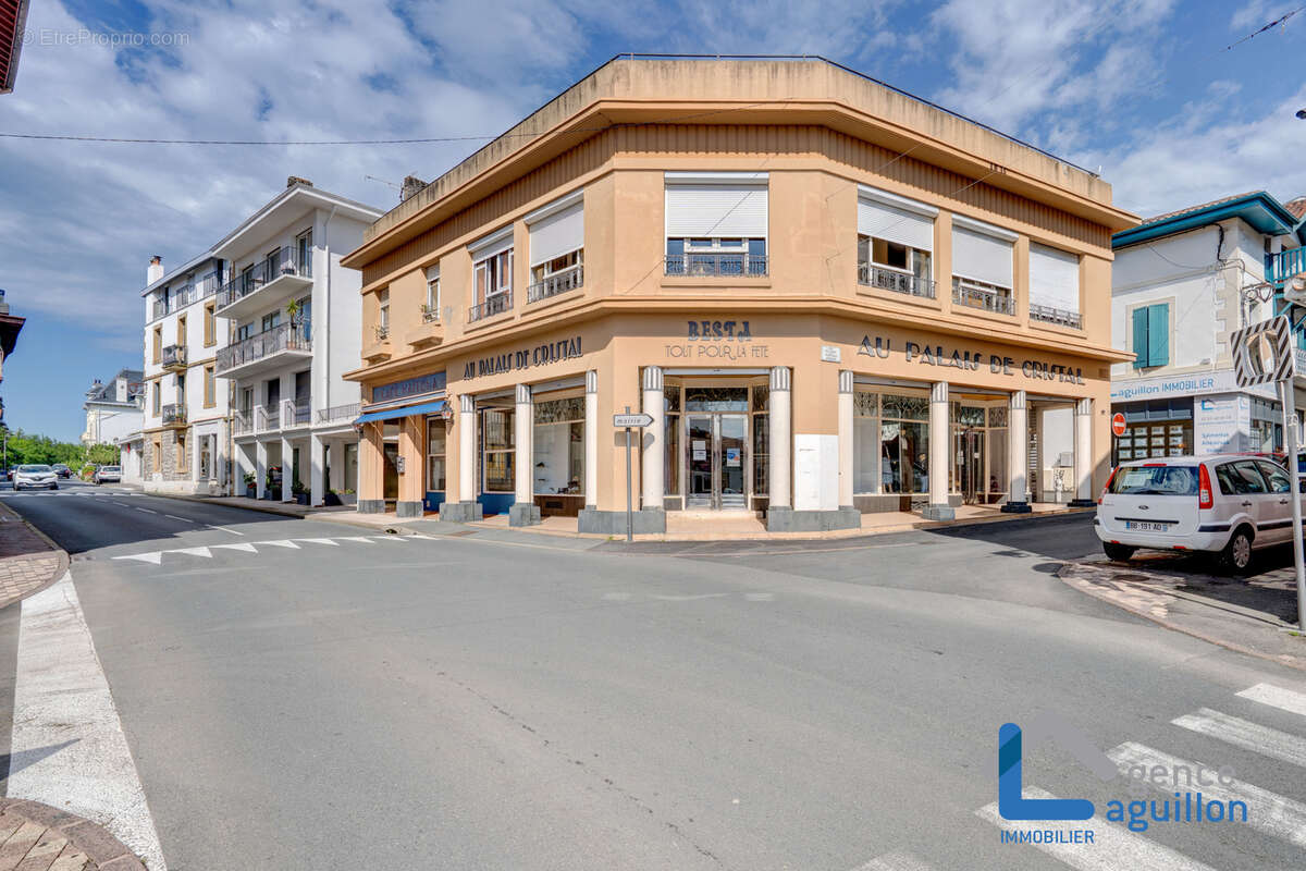 Commerce à HENDAYE