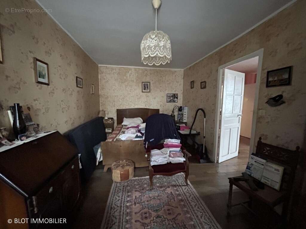 Maison à DOL-DE-BRETAGNE