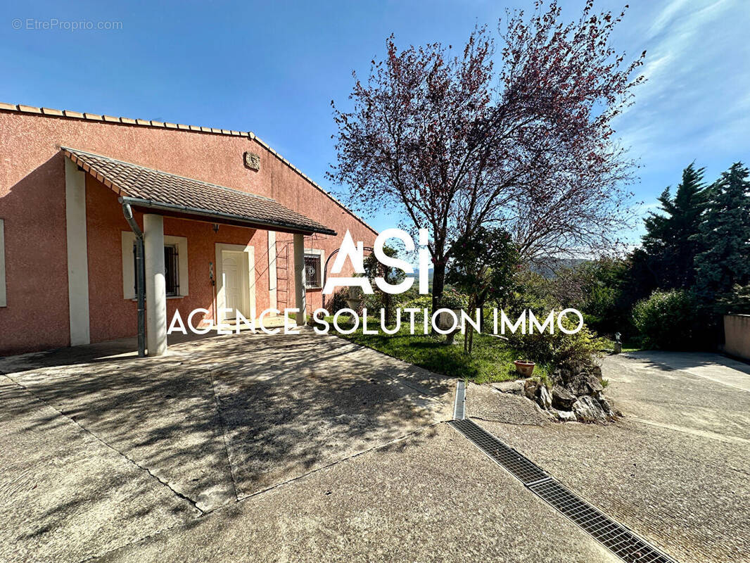 Maison à VIVIERS