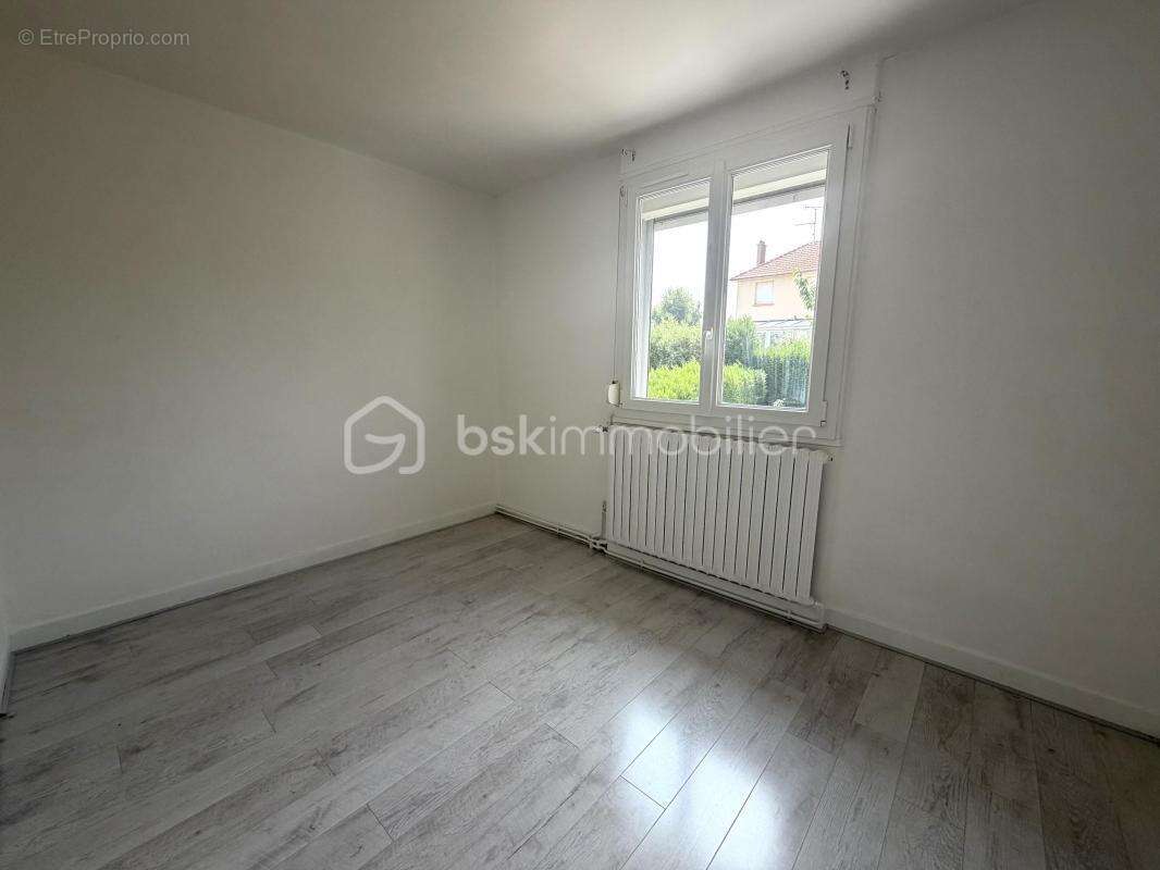 Maison familiale 4 chambres, jardin et garage - photo 8