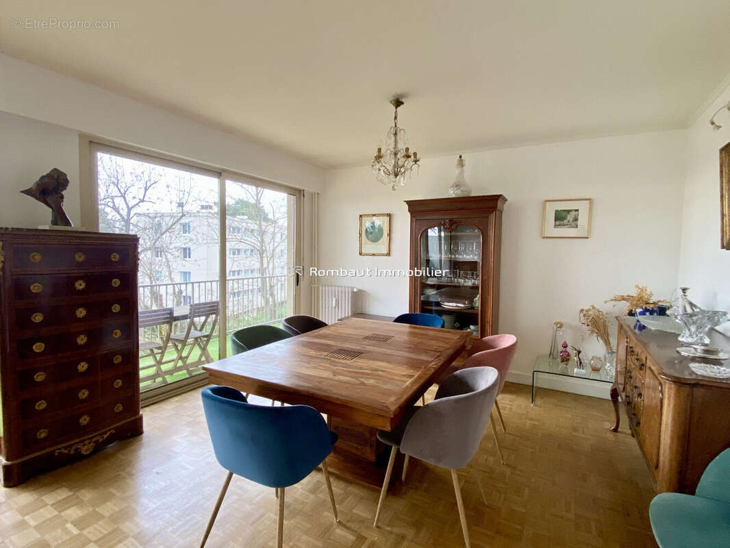 Appartement à VERSAILLES