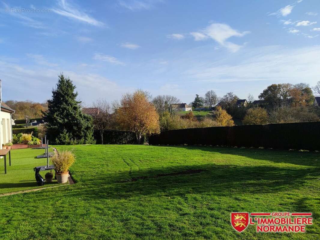 Maison à PACY-SUR-EURE
