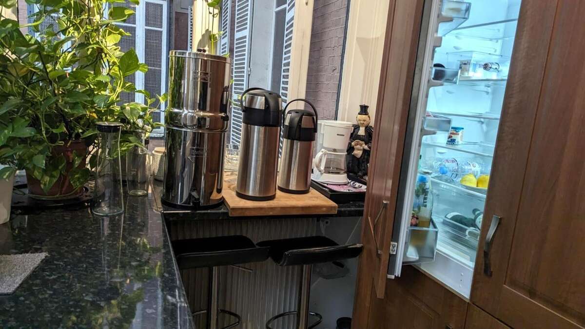 Commerce à PARIS-9E