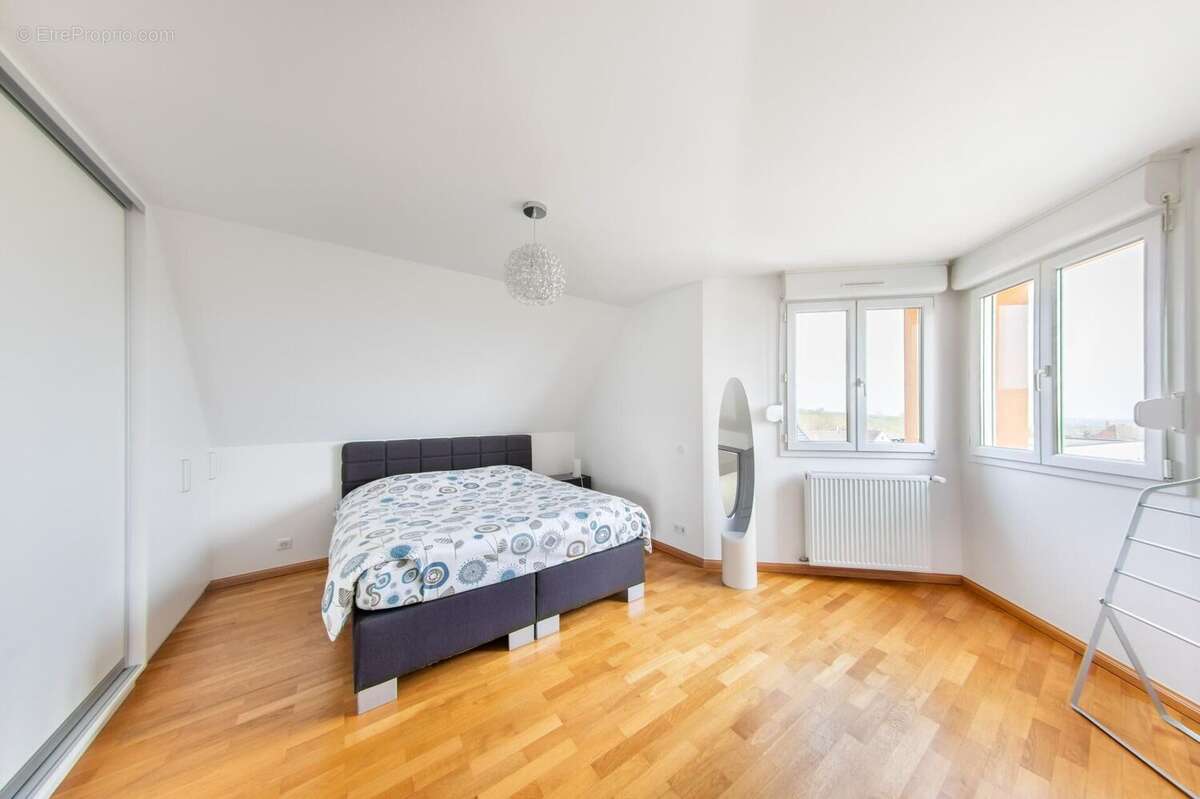 Appartement 96 m² à Mittelwihr  - photo 9