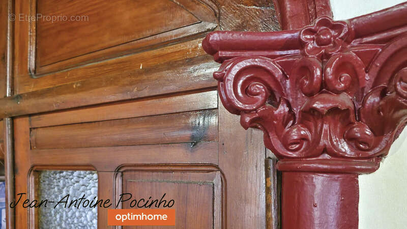 Maison à SAINTE-FOY-DE-PEYROLIERES