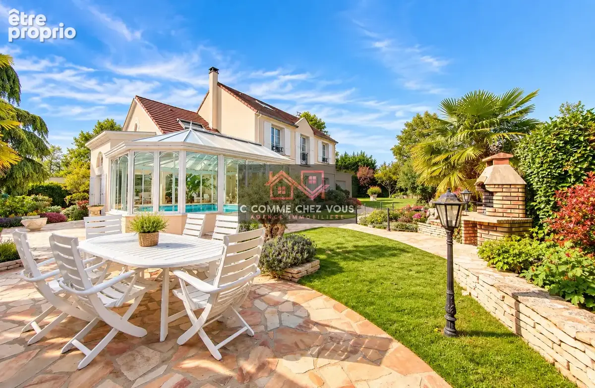 Superbe maison familiale de près de 260 m2 à Ozoir-la-Ferrière - photo 2
