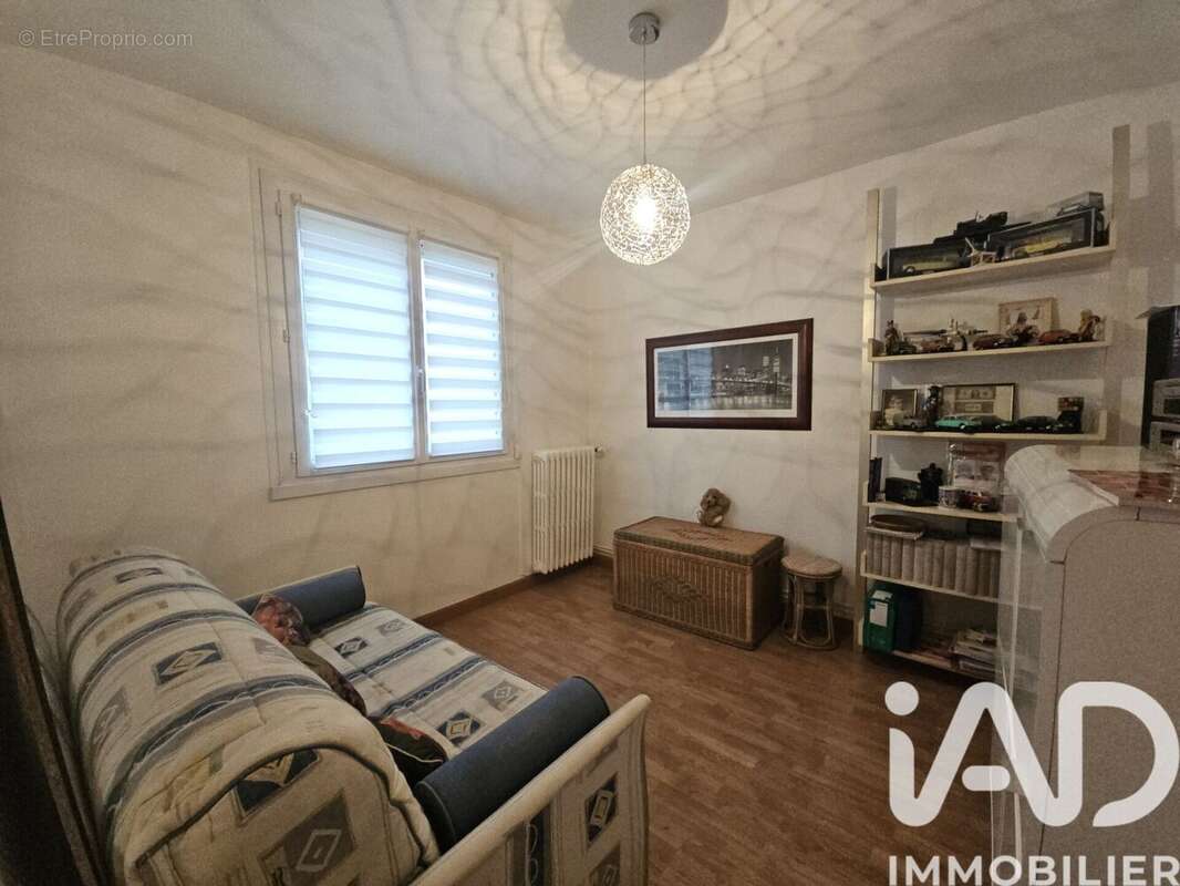Photo 6