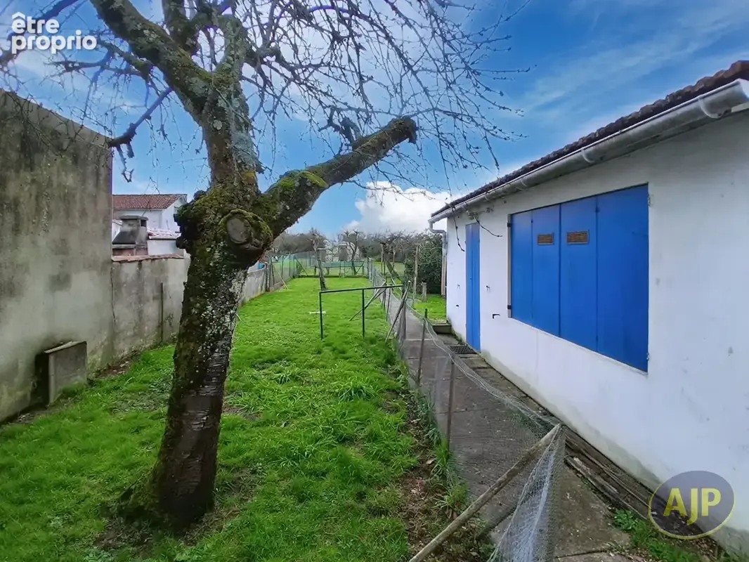 Maison à vendre Saintes Rive Droite (hors zone inondable) - photo 13