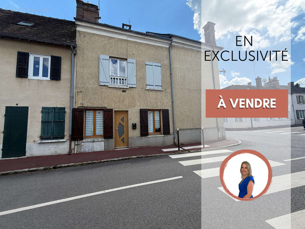 Appartement à HOUDAN