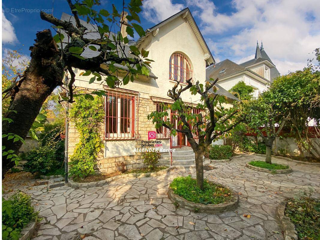 Maison à SENS