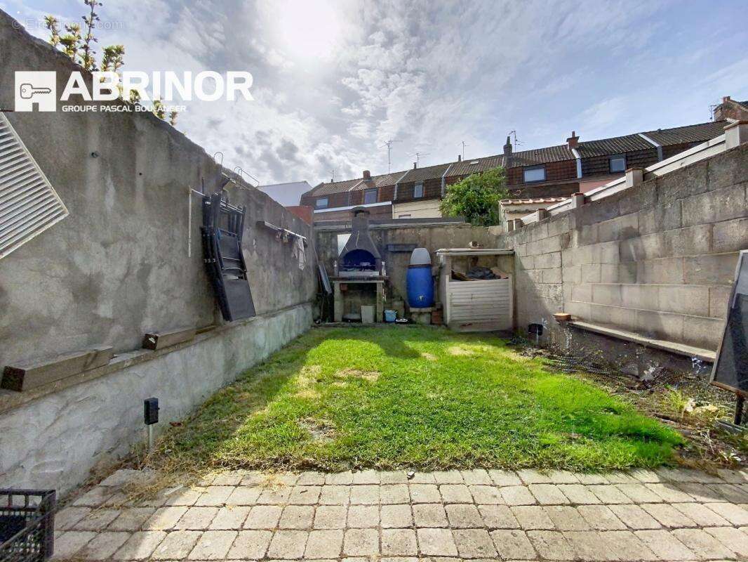 Maison à FACHES-THUMESNIL