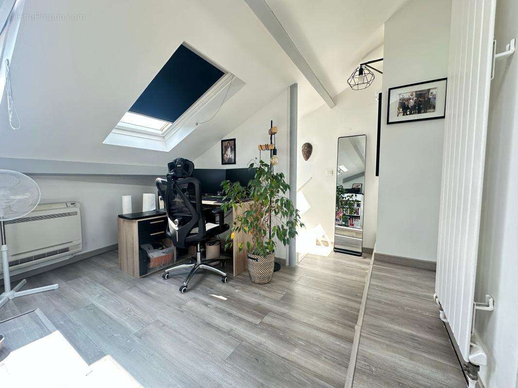 Maison à SAINT-MAUR-DES-FOSSES