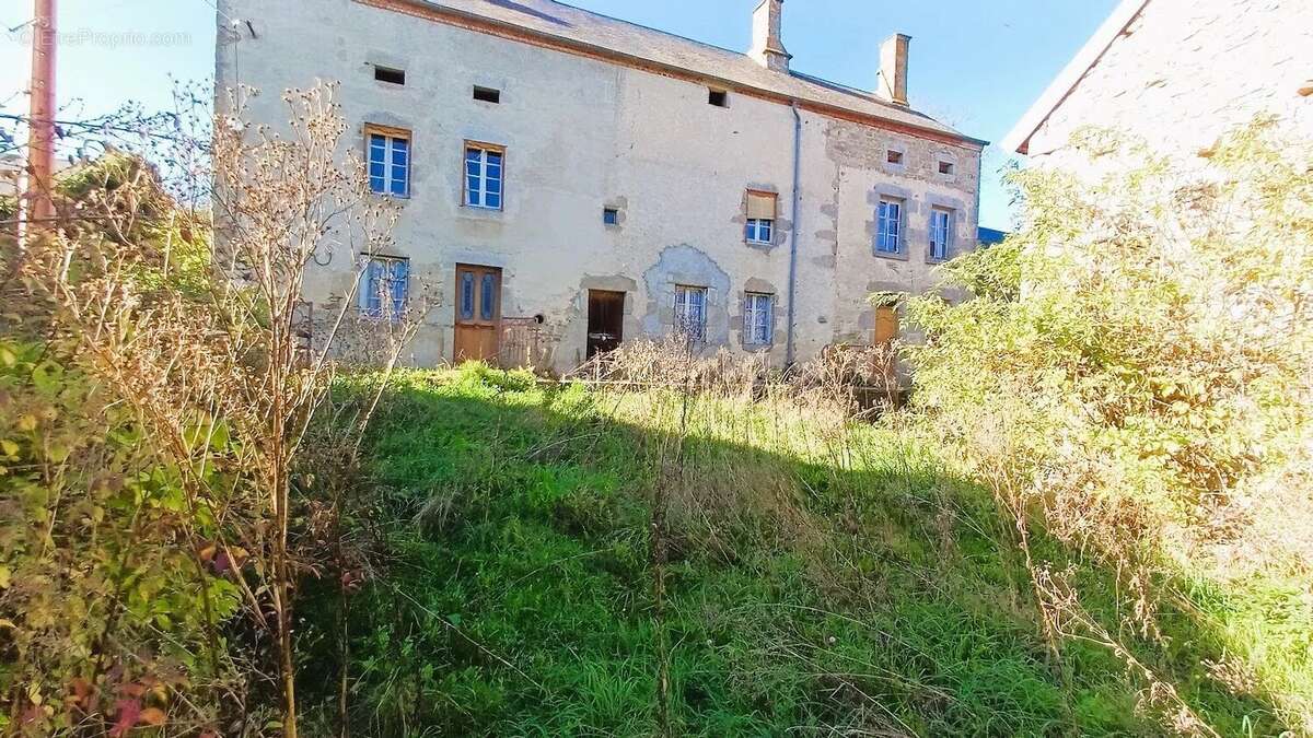 Maison à SAINT-CHABRAIS