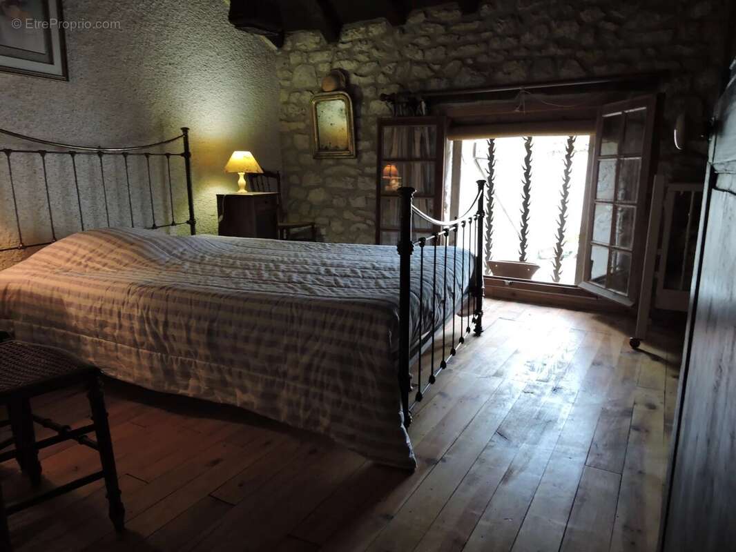 Maison à SAINTE-CROIX