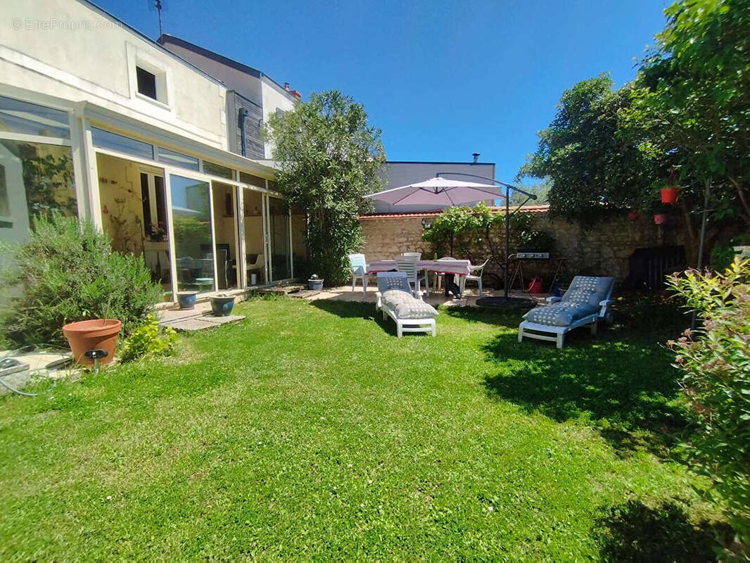 Maison à LA ROCHELLE