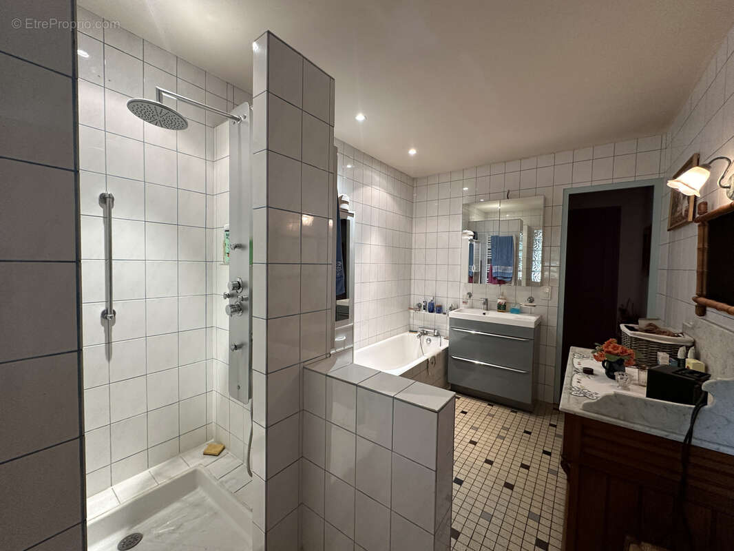 Maison en VIAGER OCCUPE AVEC RENTE 775€ / mois proche Anet - photo 6