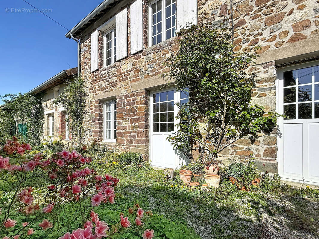 Maison à BREVILLE-SUR-MER