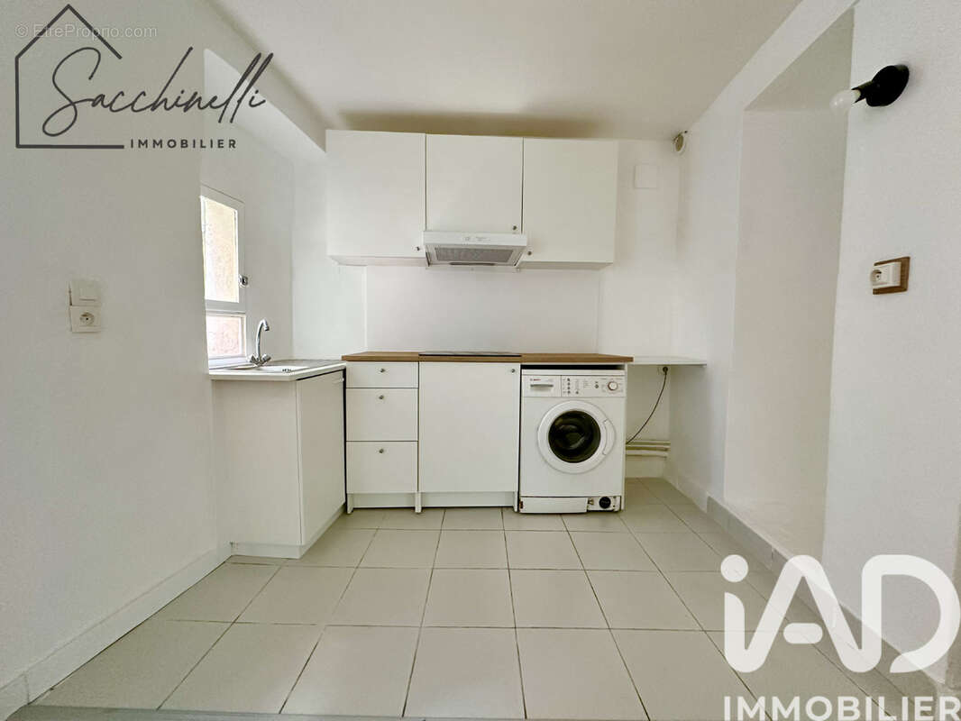 Photo 2 - Appartement à LE BEAUSSET