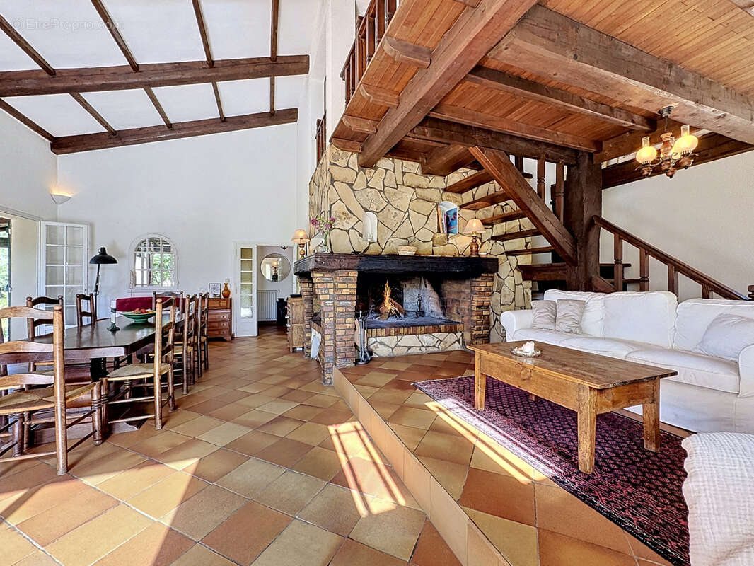 Maison à BRIGNOLES