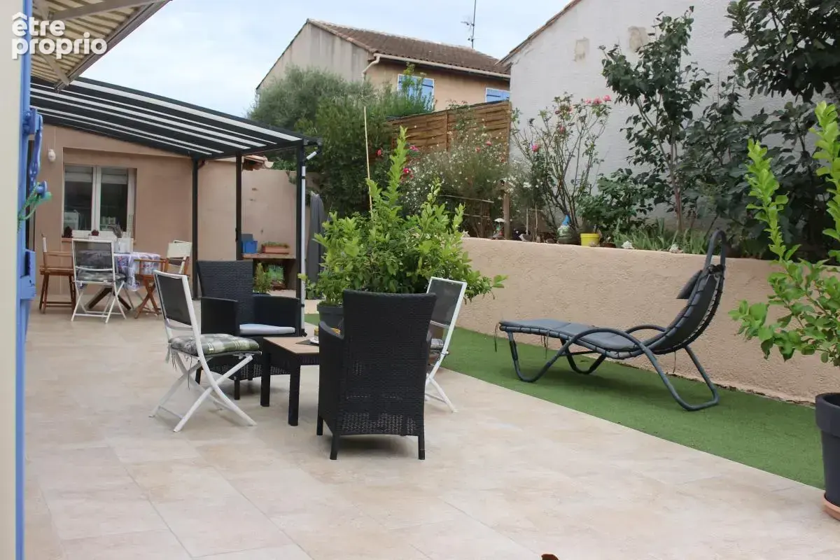 Maison 4 pièces 95 m² à vendre à La Roque-D'antheron (13640) - photo 12