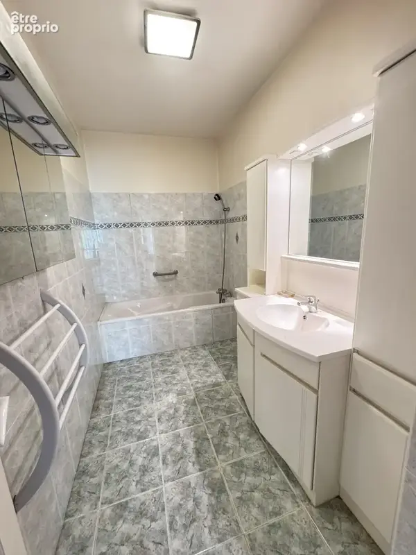 Exclusivité, Résidence Saint Mury, bel appartement de Type T5, d'environ 124 M2, avec terrasse d'environ 40 M2 - photo 9