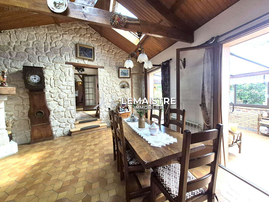 Maison à vendre - Le Havre - 77m² -  Plain-pied  1 chambre et un bureau avec grand jardin arboré - photo 4