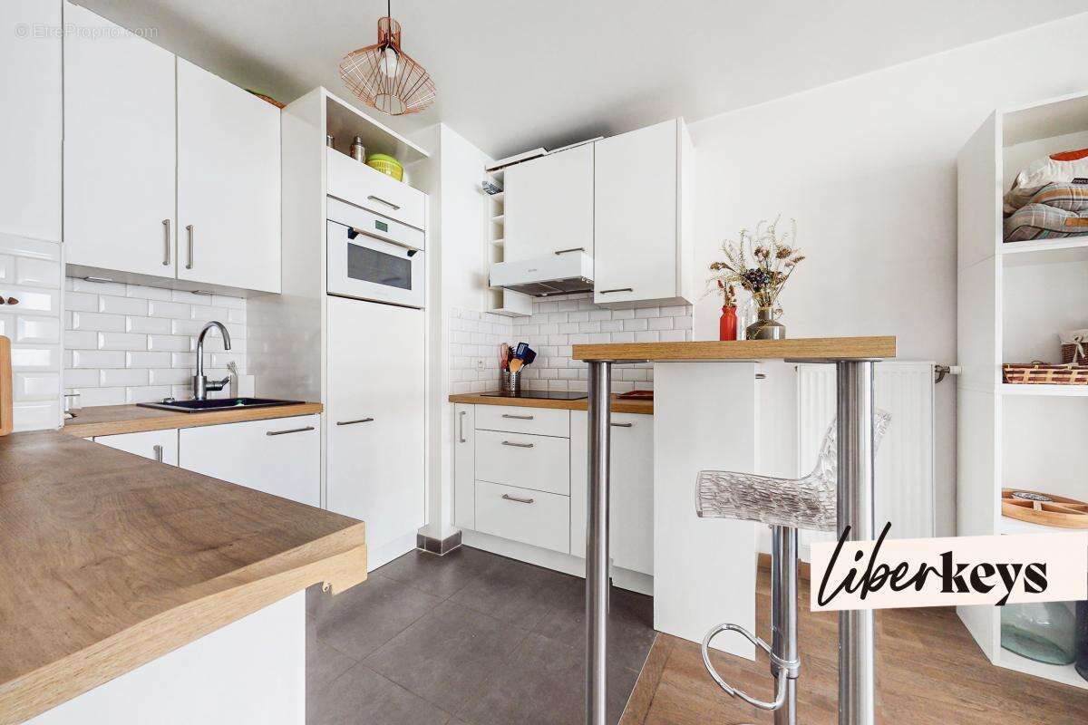 Appartement à PARIS-19E