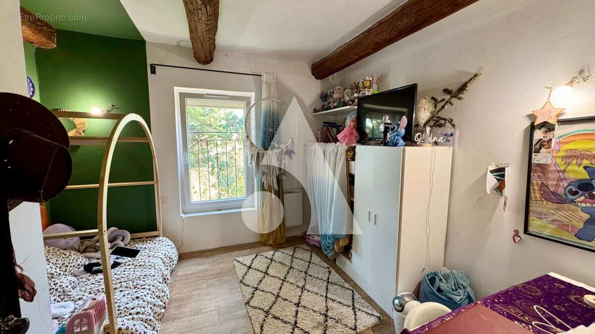 Appartement à VILLELAURE