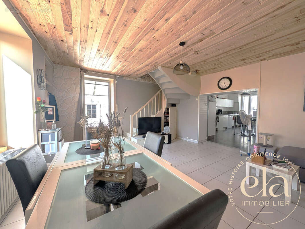 Maison 103 m² à Monsireigne  - photo 2
