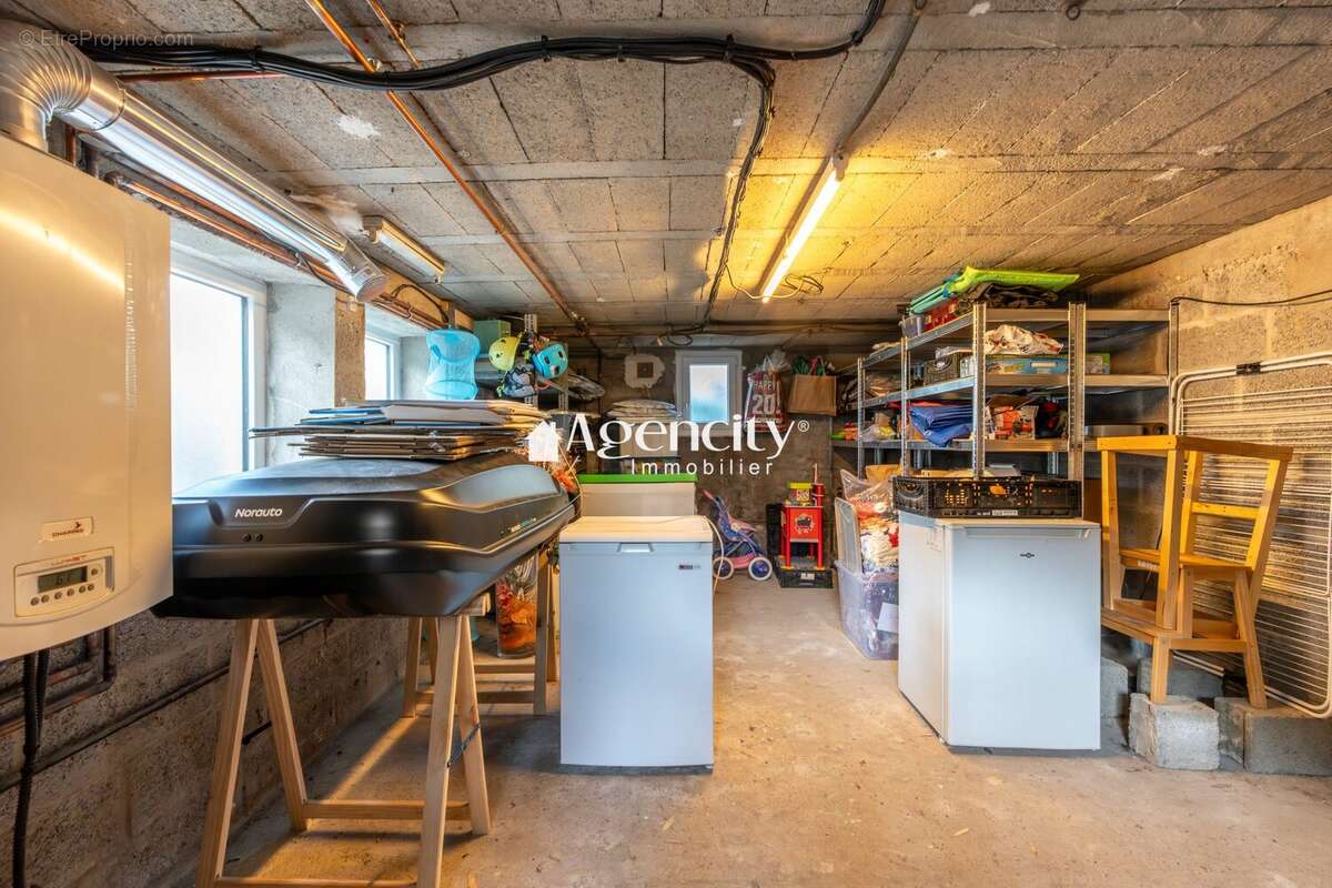 Maison à THORIGNY-SUR-MARNE