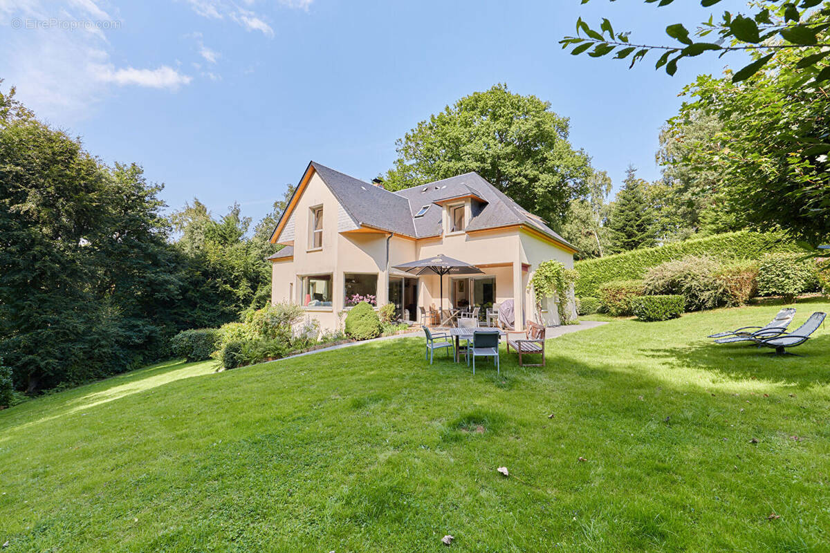 Maison à SAINT-GATIEN-DES-BOIS