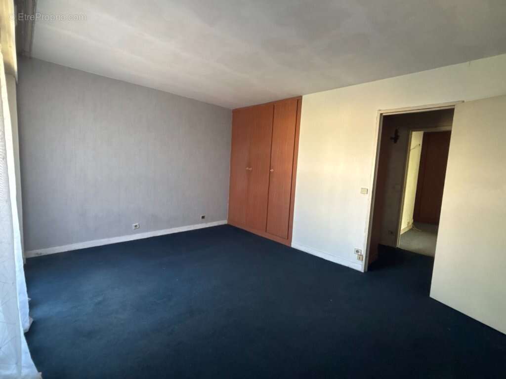 Appartement à PARIS-12E