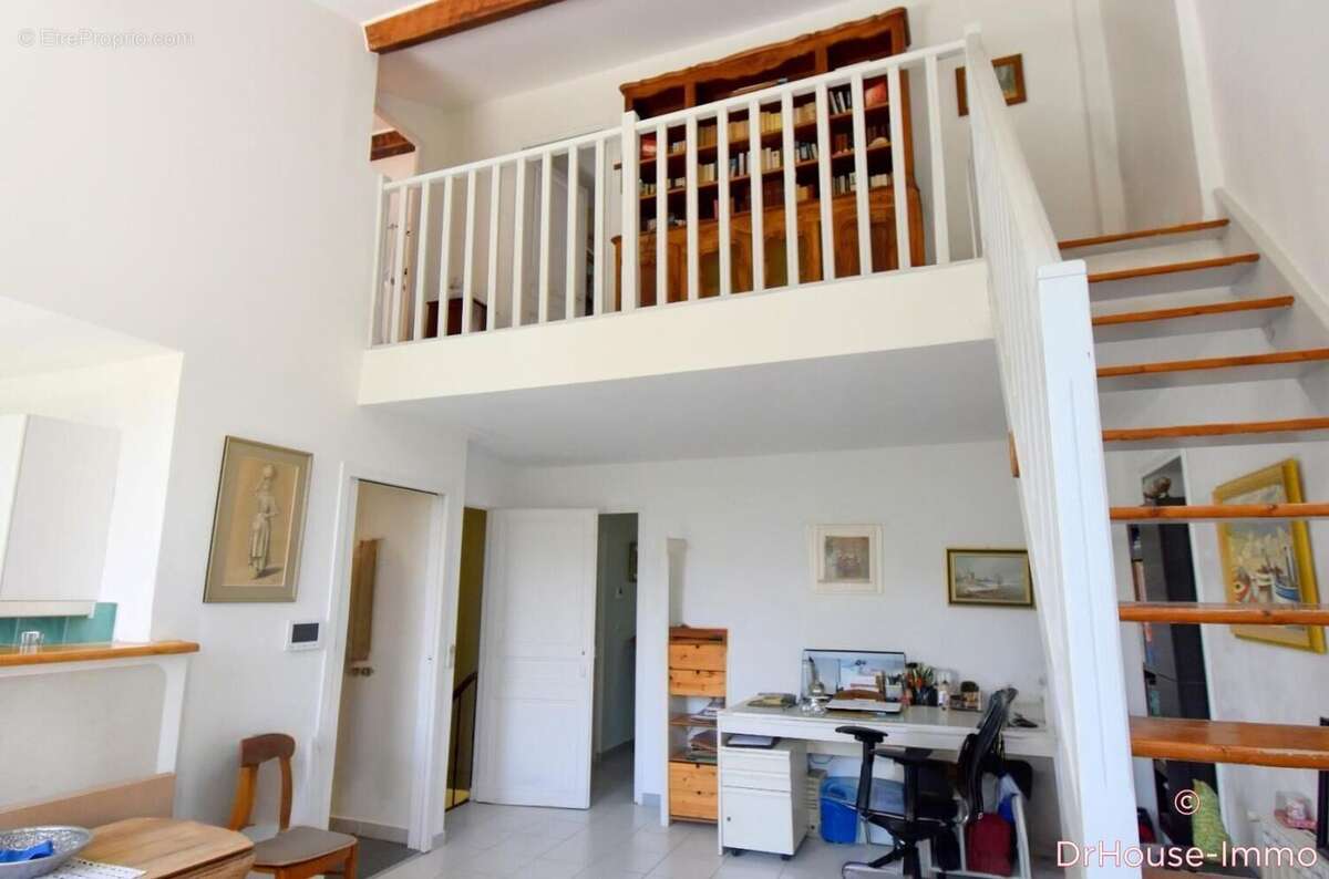 Appartement à MARSEILLE-10E