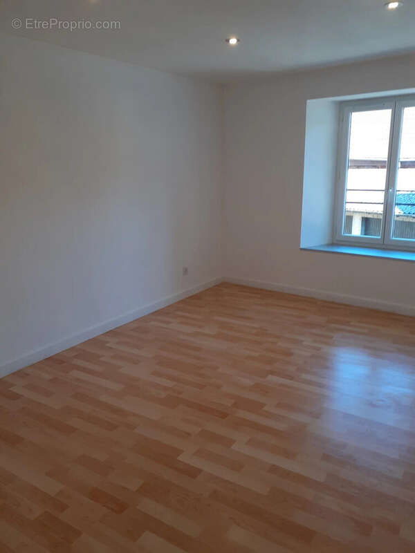 Appartement à NIEDERBRUCK