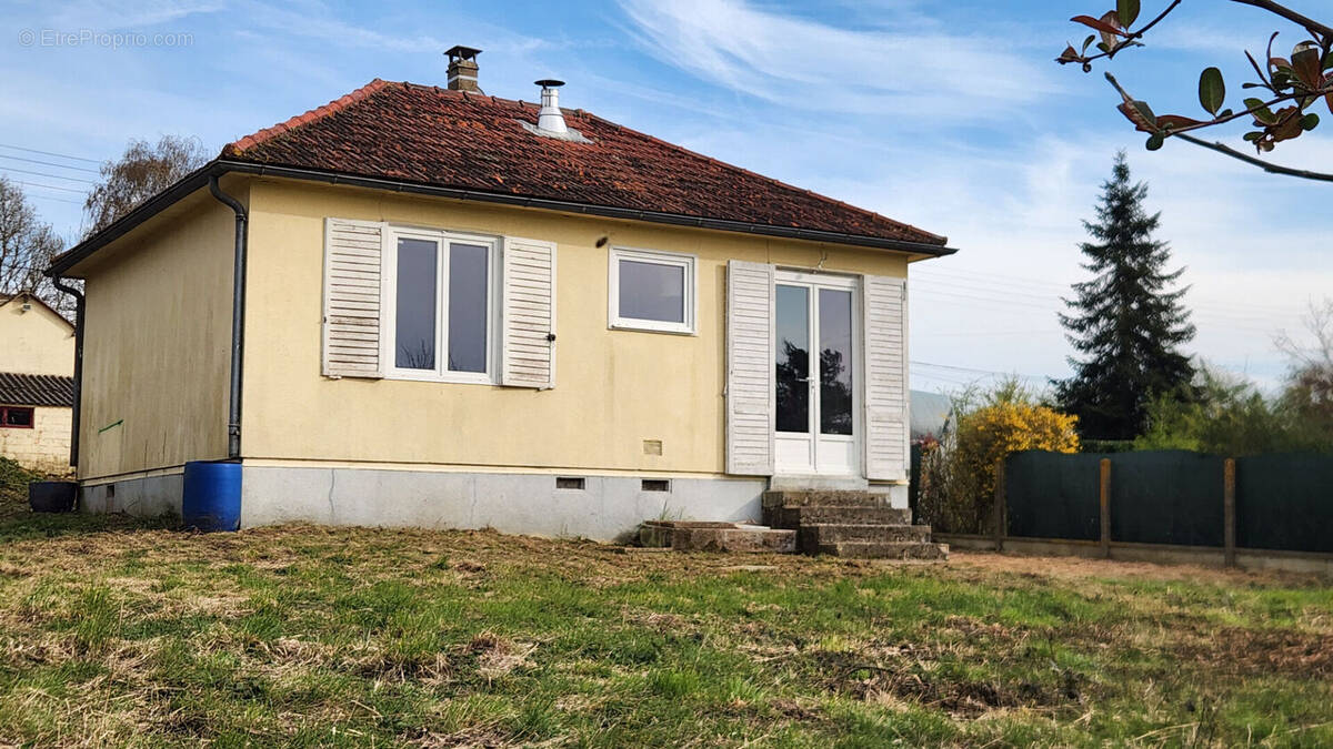 Maison à CHATEAUNEUF-EN-THYMERAIS