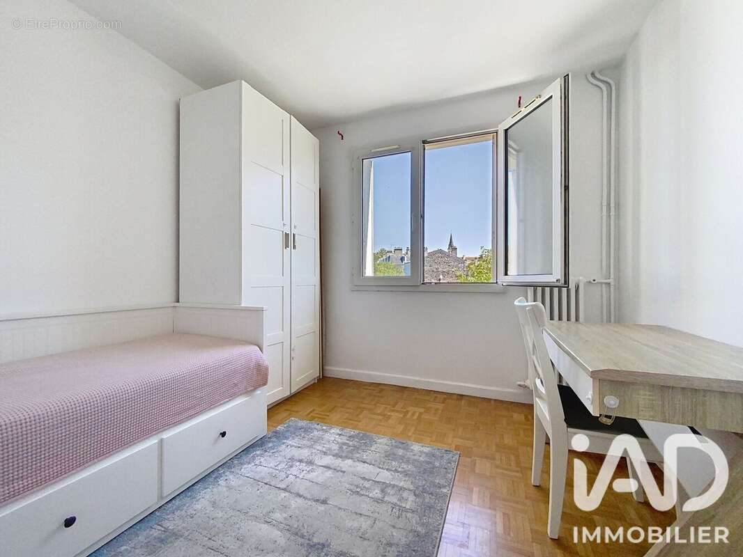 Photo 8 - Appartement à GARCHES