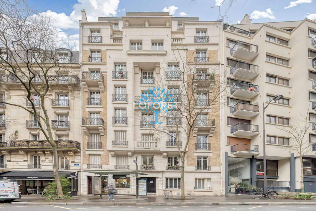 Appartement à PARIS-20E