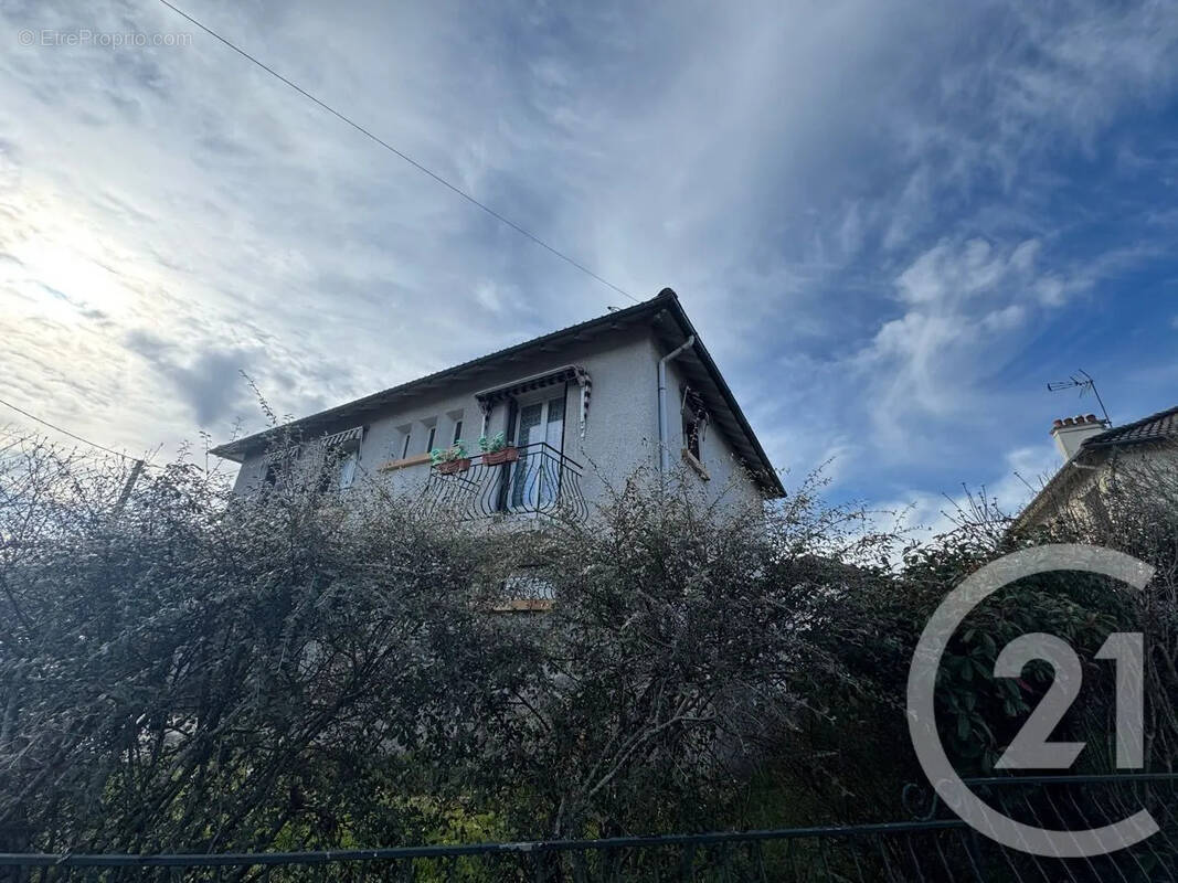 Maison à YTRAC