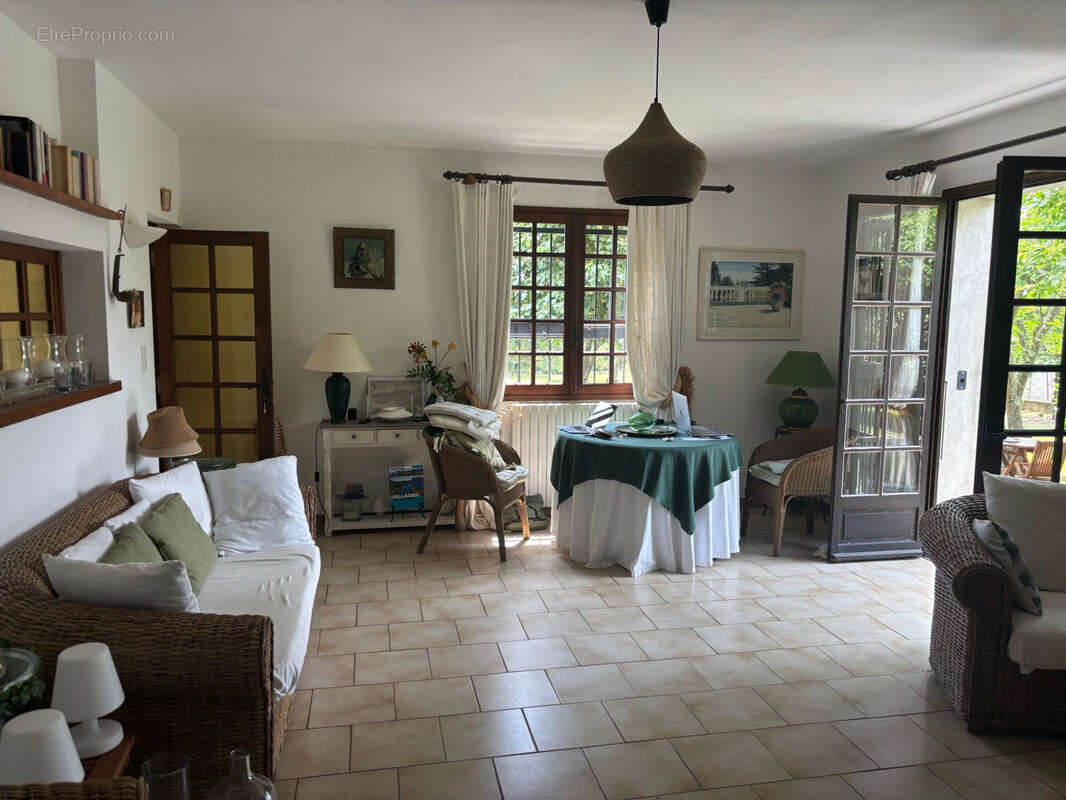 Maison à SANTA-LUCIA-DI-MORIANI
