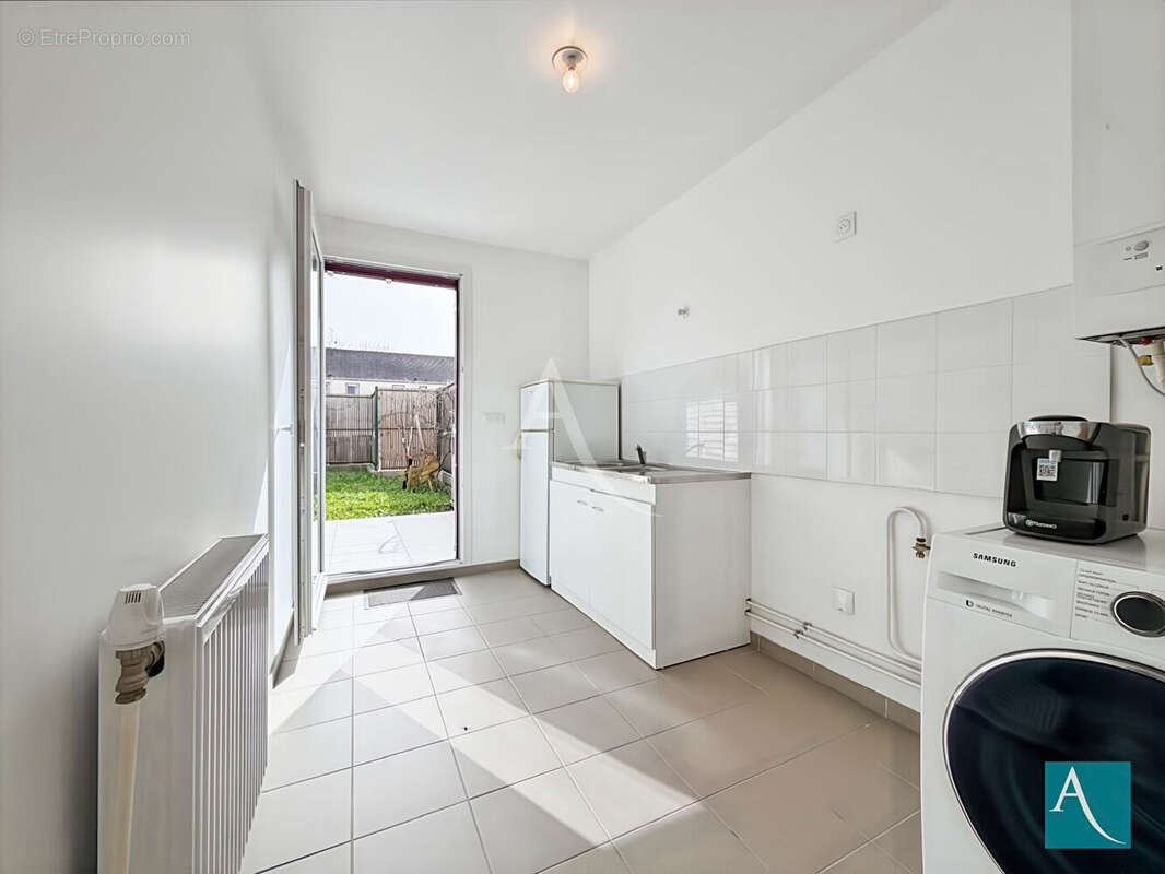 Maison à SAINT-GERMAIN-LES-ARPAJON