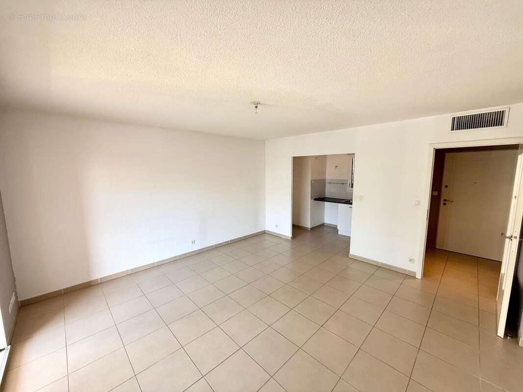 Photo 3 - Appartement à FREJUS