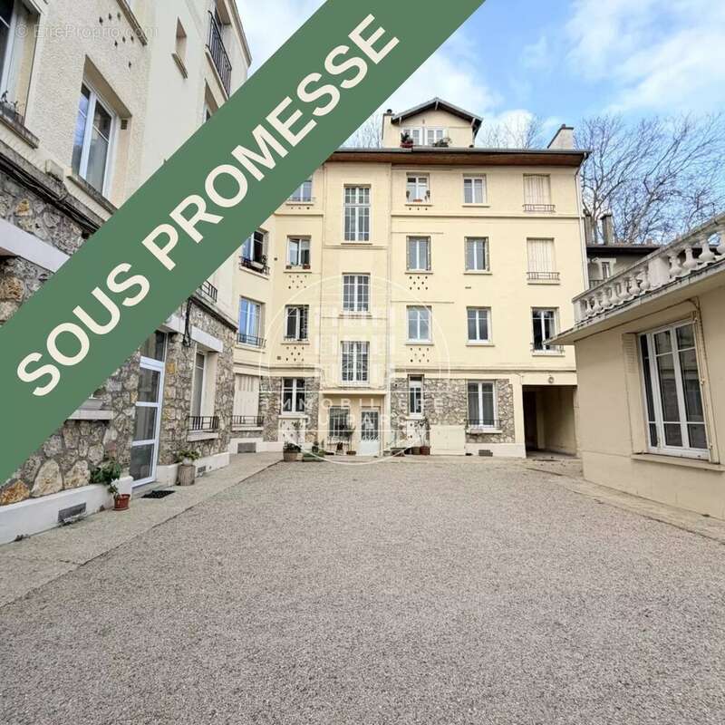 Appartement à LE VESINET