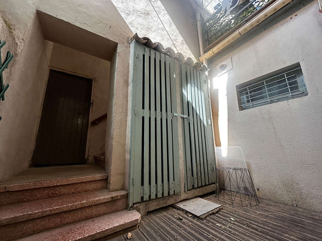Immeuble de rapport Pertuis 6 pièce(s) 130 m2 - photo 5