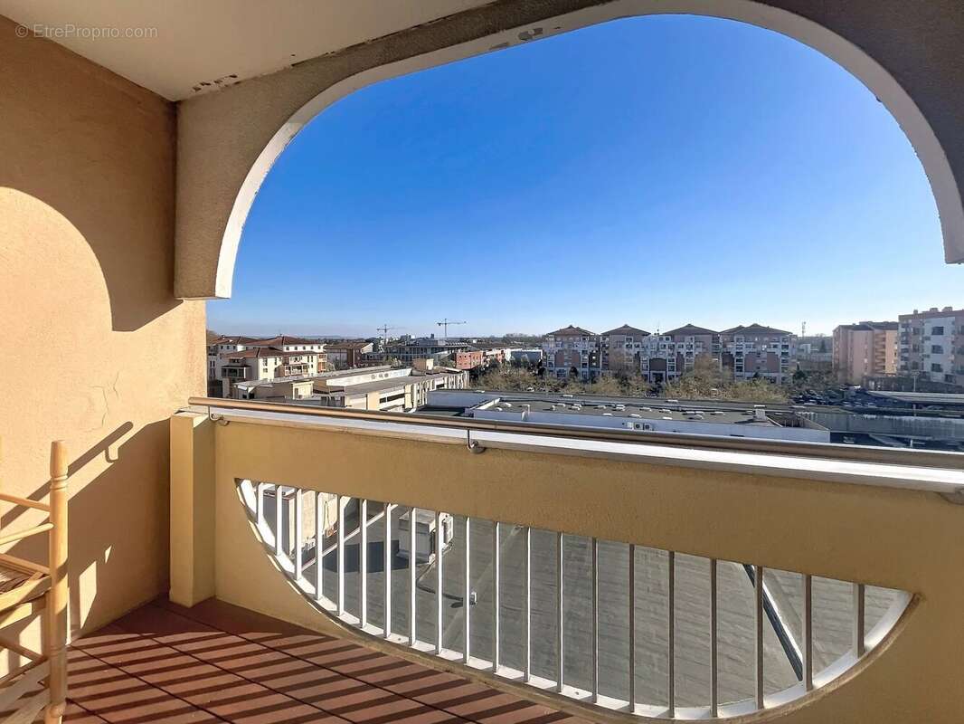 Appartement à COLOMIERS